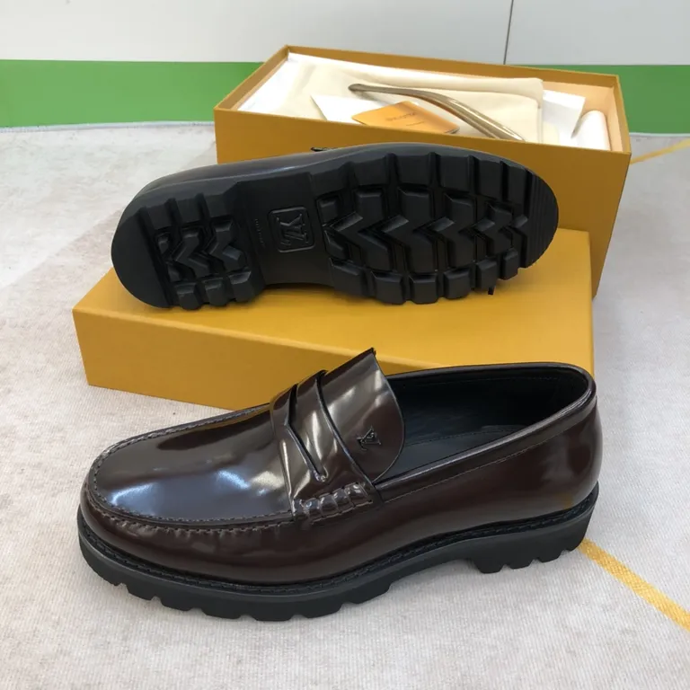 Louis Vuitton Shoe 